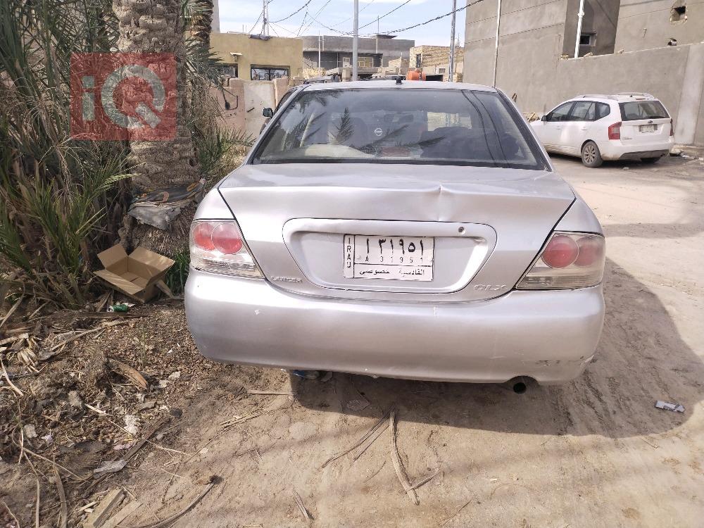 ميتسوبيشي لانسر